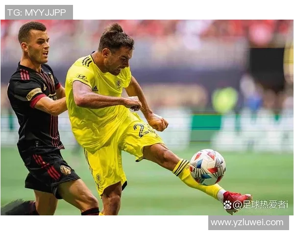 足球明星热身球感揭秘如何提升球技与比赛状态的完美结合